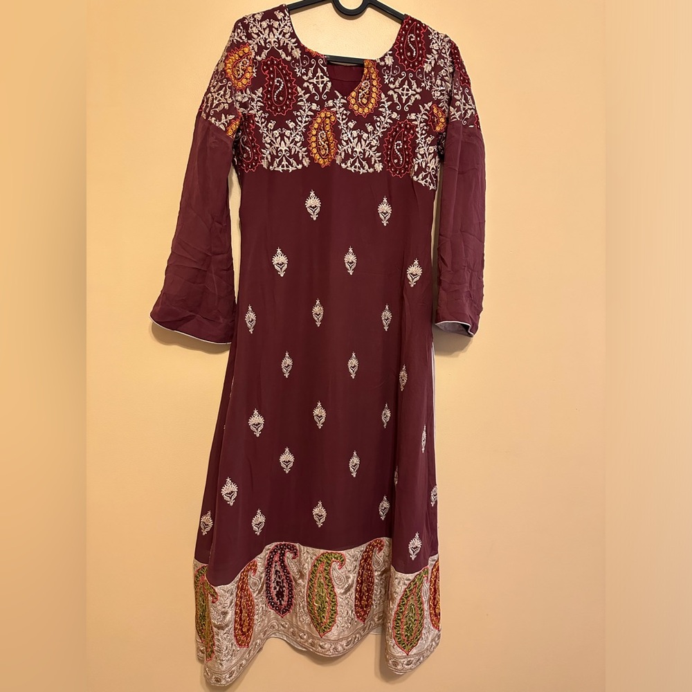 Threads and motifs 3pc set